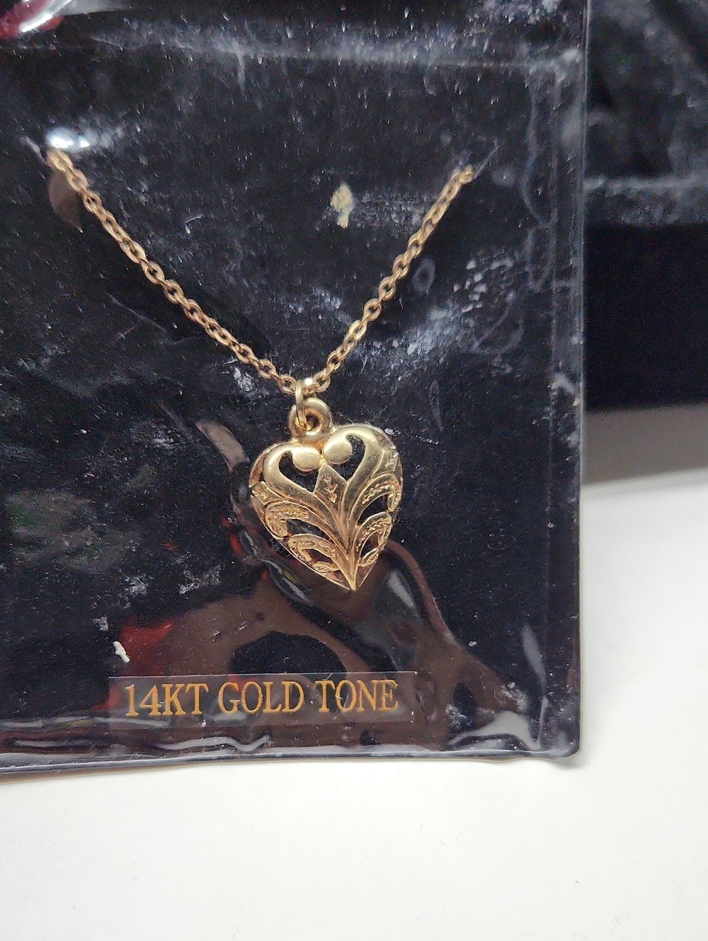 14KT Gold Tone Heart Pendant Necklace